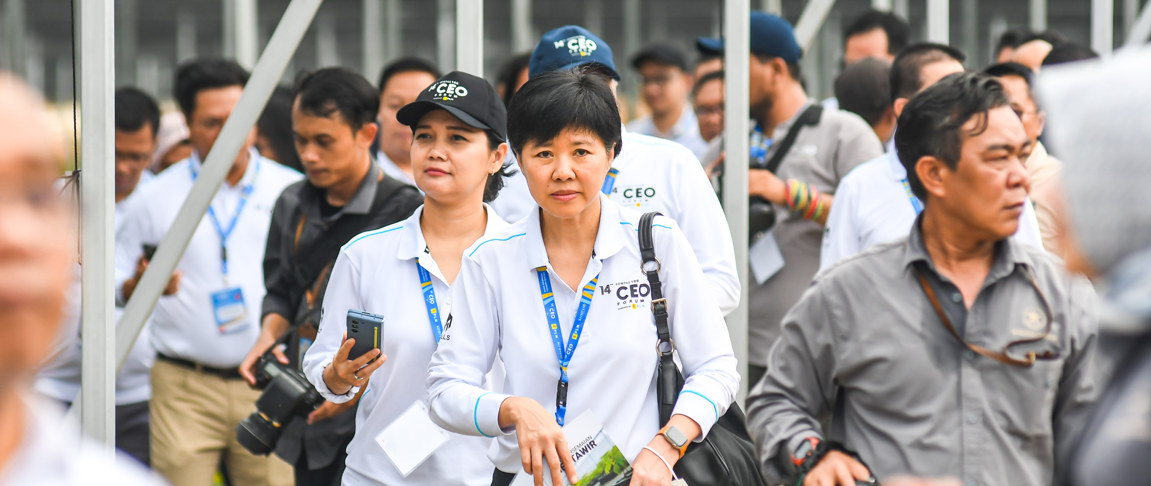 Kompas100 CEO Forum social media campaign by dbrandcom